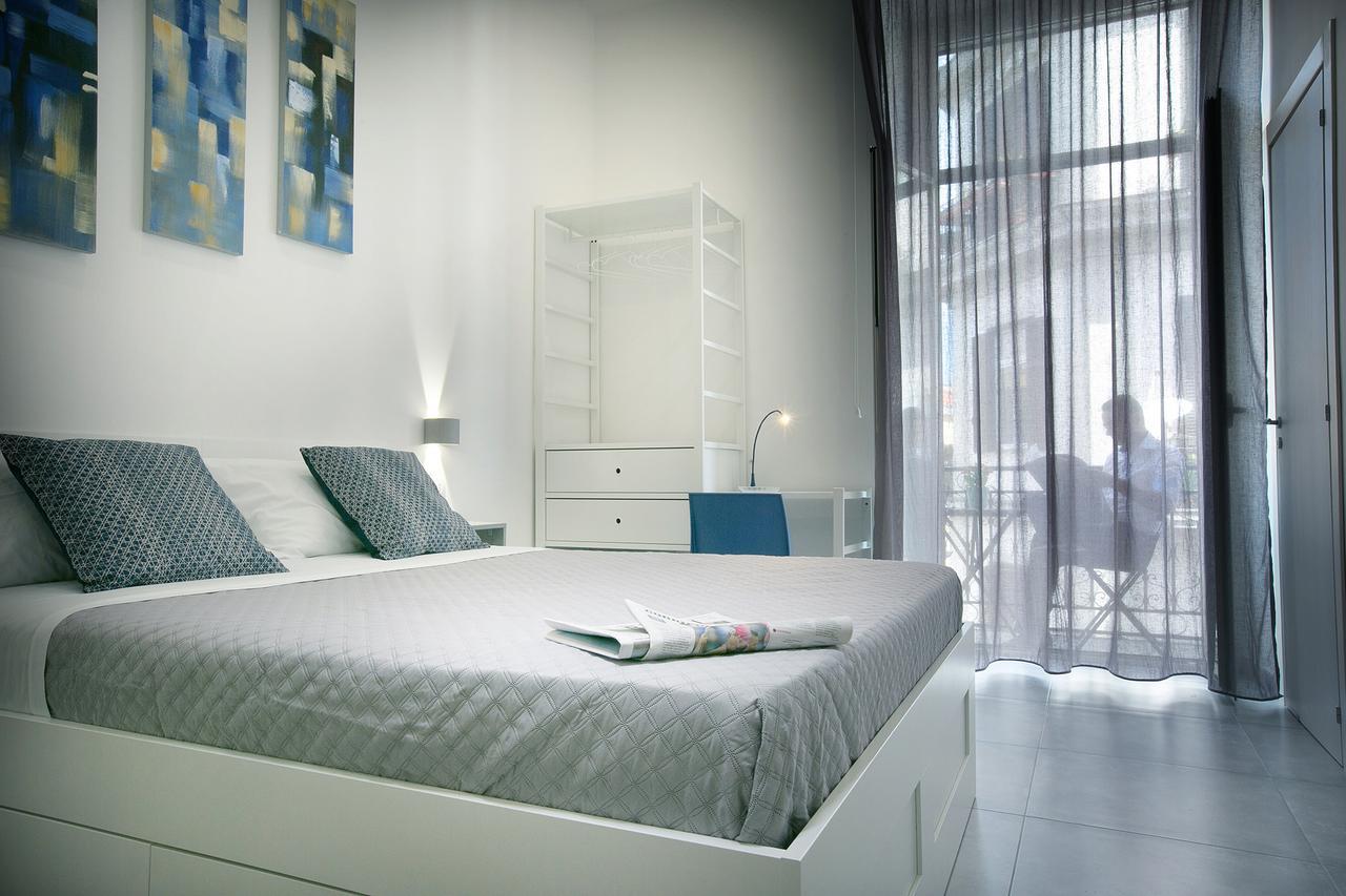 نابولي President Suites المظهر الخارجي الصورة