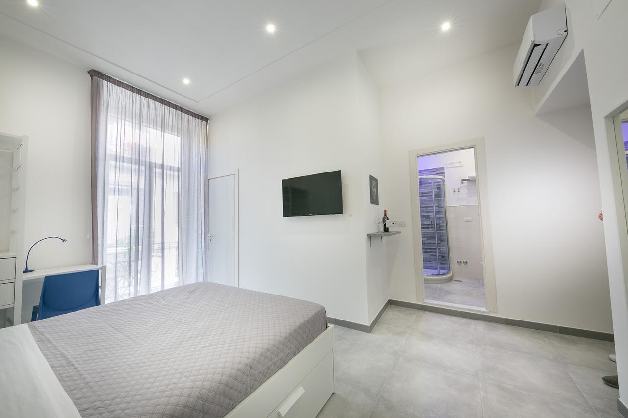 نابولي President Suites المظهر الخارجي الصورة