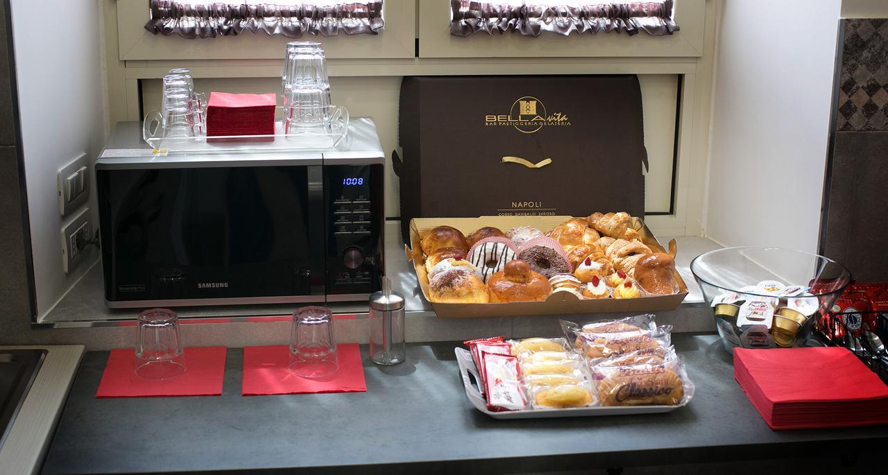 نابولي President Suites المظهر الخارجي الصورة